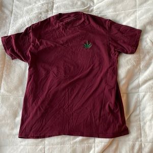 Mens large Eight weed cannabis flower tshirt soft shirt